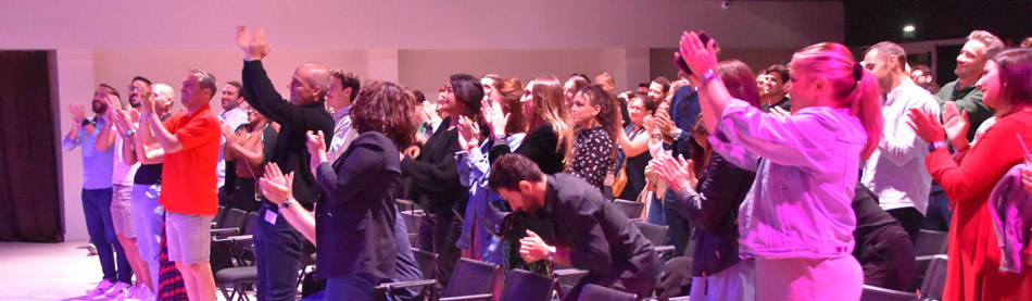 Convention Linking Talents : Standing ovation